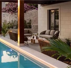 7 Bedroom Villa with Infinity Pool and Sea Views in Dubrovnik, Sleeps 14